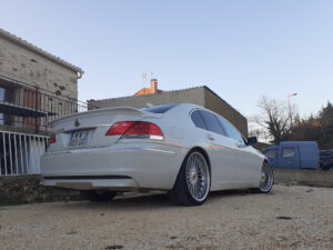 Pascuttini auto à Pouzilhac