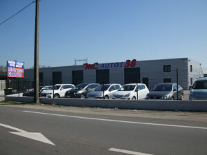 mc autos 38 à Roussillon