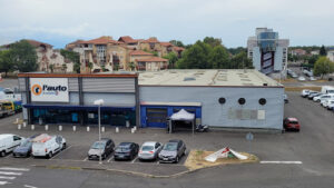 Auto Center E.Leclerc in Pau à Pau