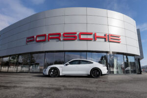 Centre PORSCHE Lyon Sud à Saint-Priest