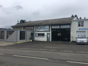 Vareze Carrosserie à Cour-et-Buis