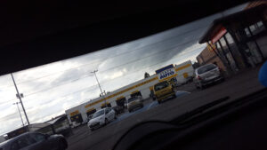 ETAPE AUTO LONGUÉ JUMELLES à Longué-Jumelles