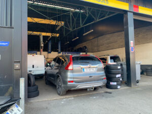 WARNING – Dinan (Station Du Pneu Savouré) à Dinan