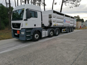 NISSAN TRUCKS NUENO TRUCKS PYRENEES à Pau
