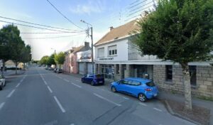 Garage of August 4 à Vannes