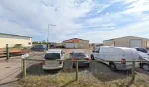 Garage De L’aerodrome à Saint-Léger-sur-Roanne
