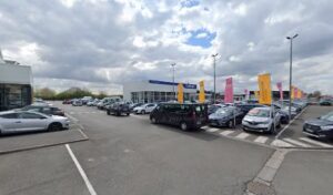 DACIA LENS NGL à Loison-sous-Lens