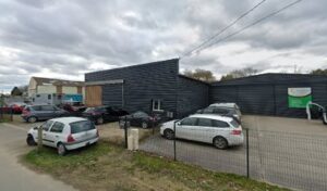 GARAGE PREMIER à Languenan