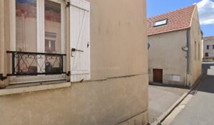 Micro garage à Chanteloup-les-Vignes