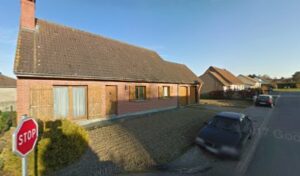 ESCALE AUTO à Pelves