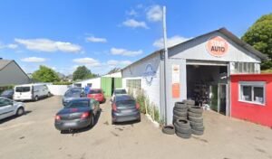 Garage du sel à Le Sel-de-Bretagne