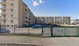 Autos Ay Tek à Bourgoin-Jallieu