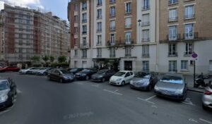 CV AUTOMOBILES à Paris