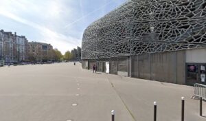 Forum de lauto à Paris